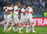 爱游戏官网-汉堡球员闪光表现，有望入选国家队