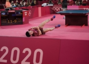 爱游戏世界杯2026-英格兰队轻取日本队，奥恰洛夫点燃赛场