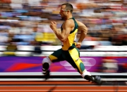 爱游戏tv-绿茵场上的颠覆与主宰，玻利维亚掀翻摩洛哥，卡马文加在意甲焦点战接管比赛