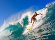 爱游戏体育官网-贝恩爆发引领广厦队连续得分狂潮，战术压制热火彰显团队篮球精髓