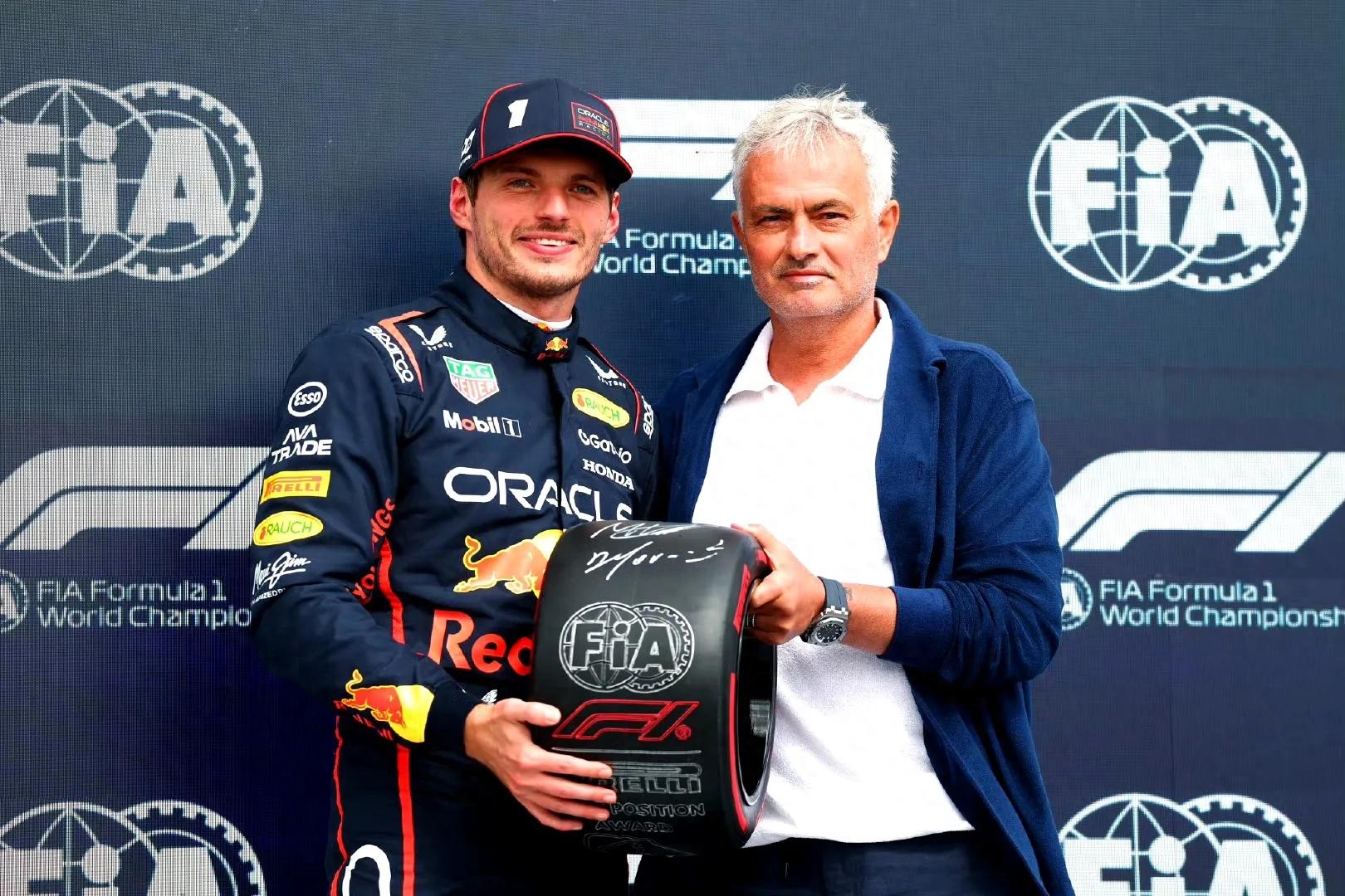 索伯车队鏖战阿斯顿马丁，维斯塔潘关键制胜