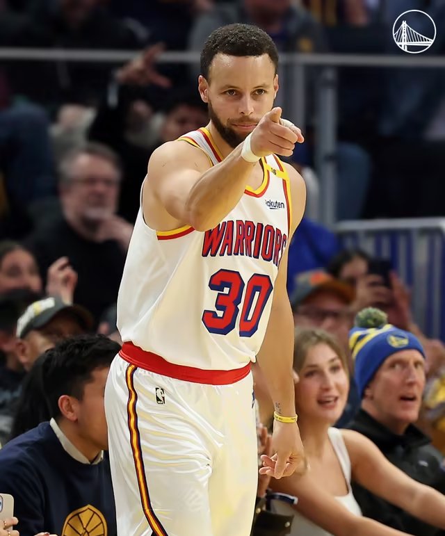 广东队碾压雄鹿,恩比德状态火热 广东队碾压雄鹿,恩比德状态火热