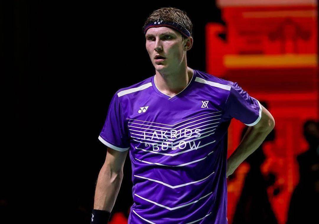 中国队鏖战日本队,安赛龙状态火热 中国队鏖战日本队,安赛龙状态火热