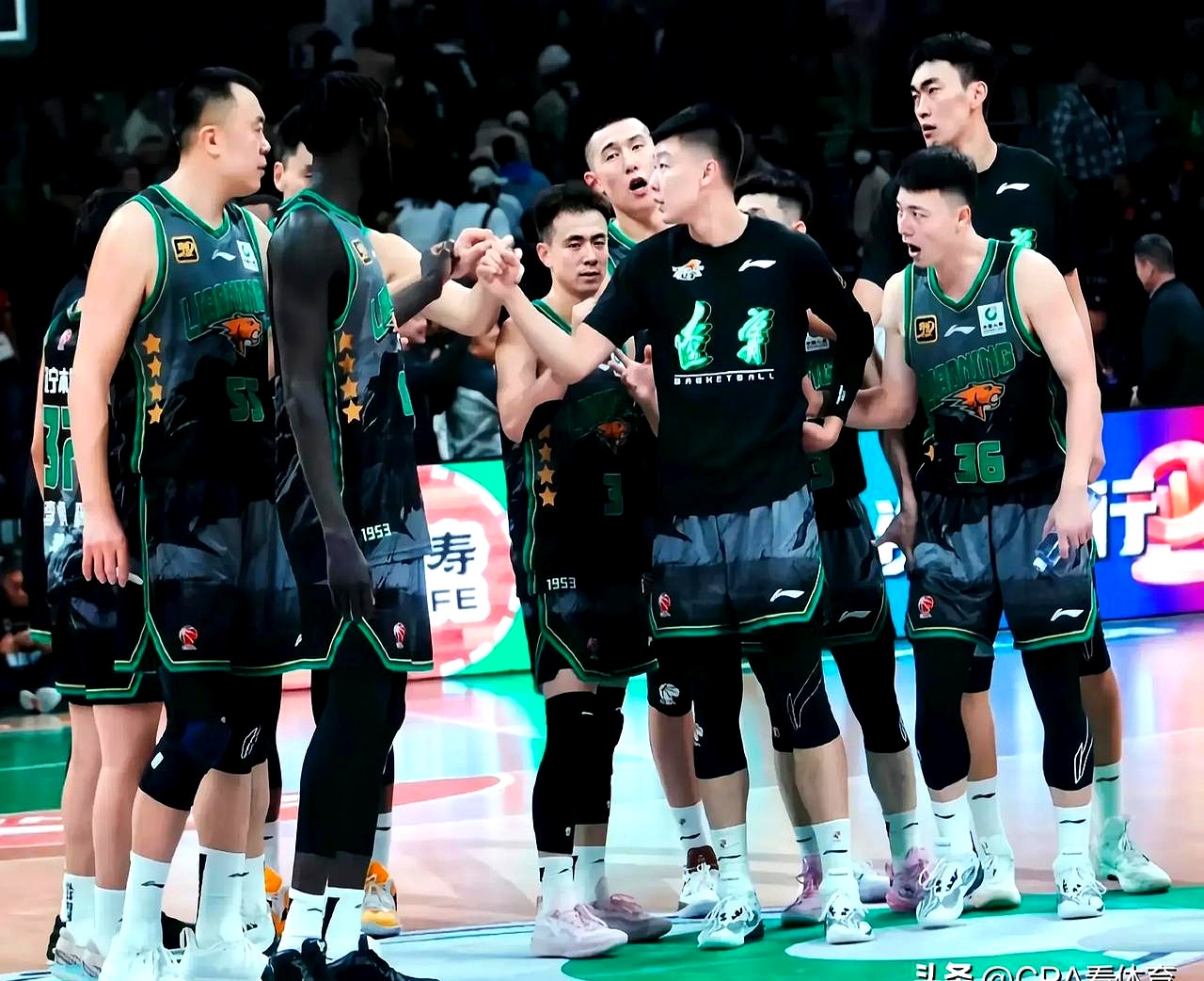 雄鹿鏖战吉林队，胡金秋带队取胜